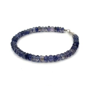 Handfacettiertes Iolitharmband, 18 cm, leicht poliert, mit zartem Blauschimmer